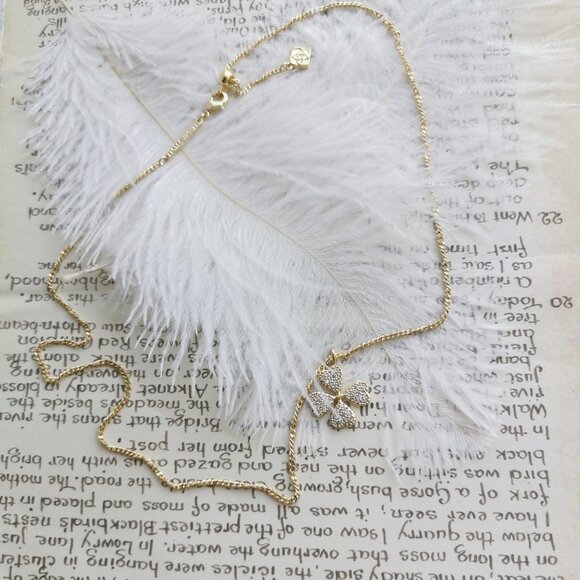 Kendra Scott Clover White Crystal Gold Short Necklace - Picture 3 of 5